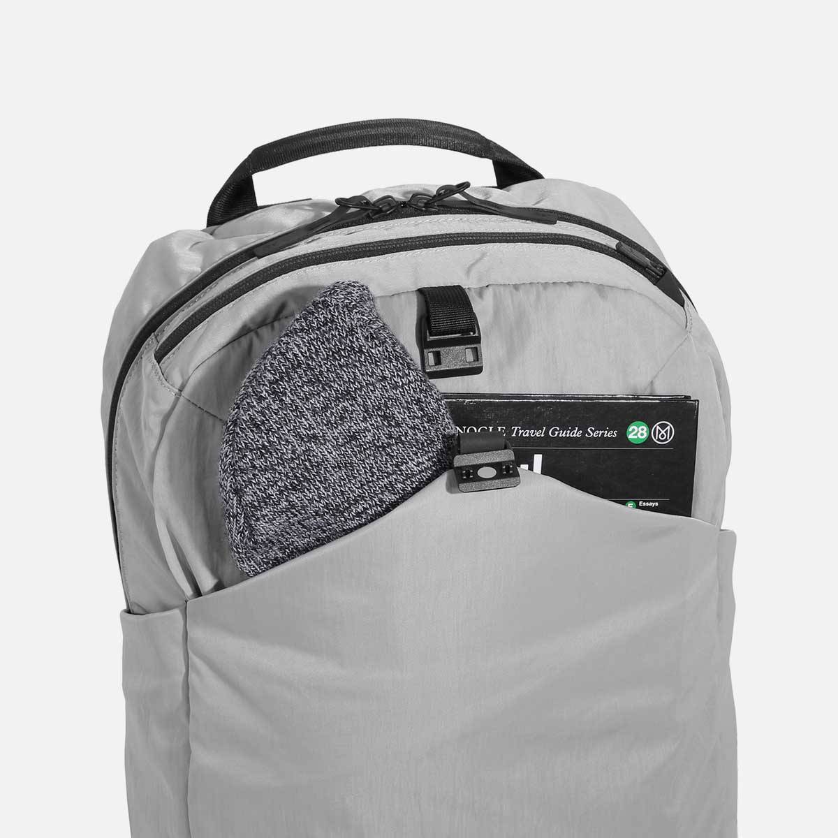 Lite Pack Mk II — Lunar Gray view 2