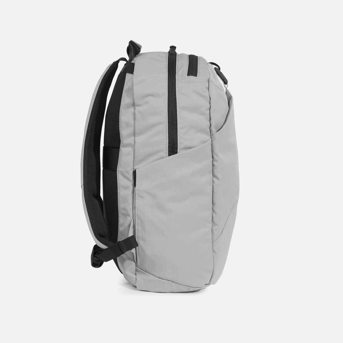 Lite Pack Mk II — Lunar Gray view 5