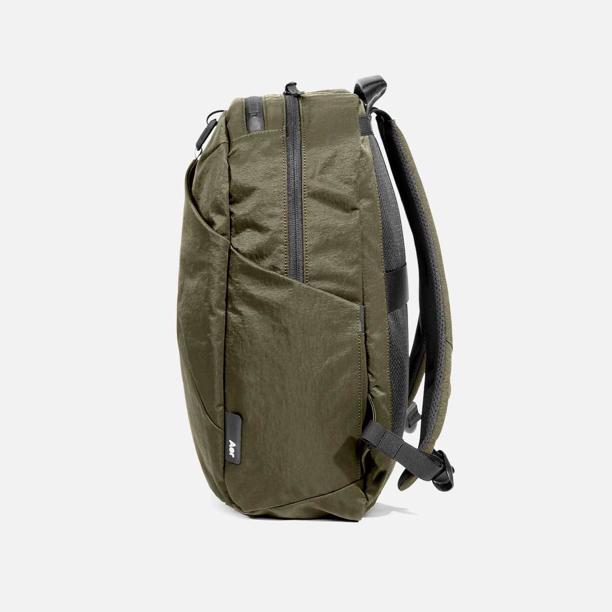 Lite Pack Mk II — Olive alternate view