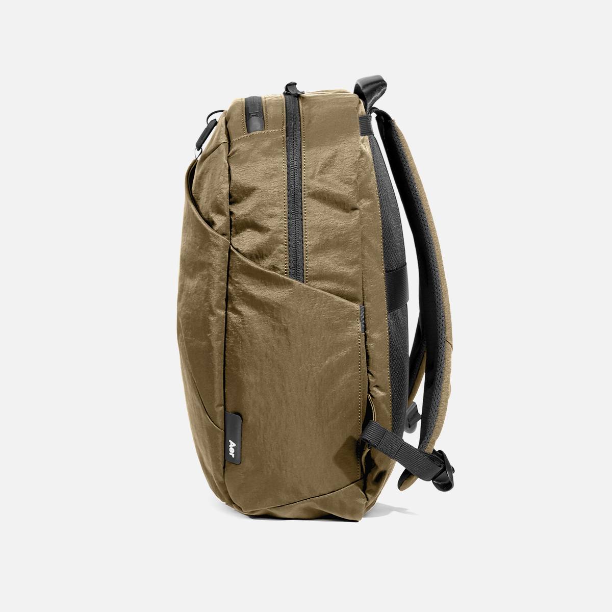 Lite Pack Mk II — Tan alternate view