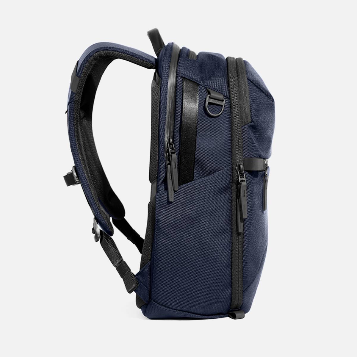 Metro Pack Pro Mk II 24L — Navy view 6