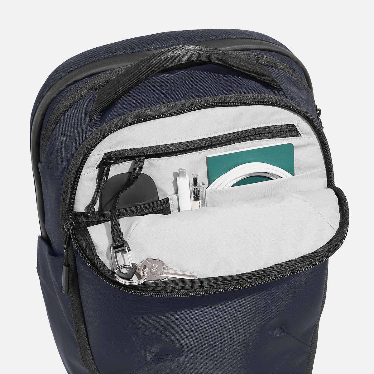 Pro Pack 20L — Navy view 3
