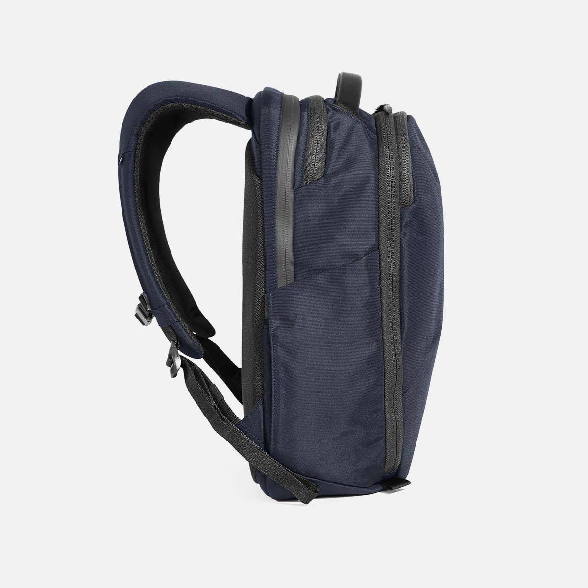 Pro Pack 20L — Navy view 6