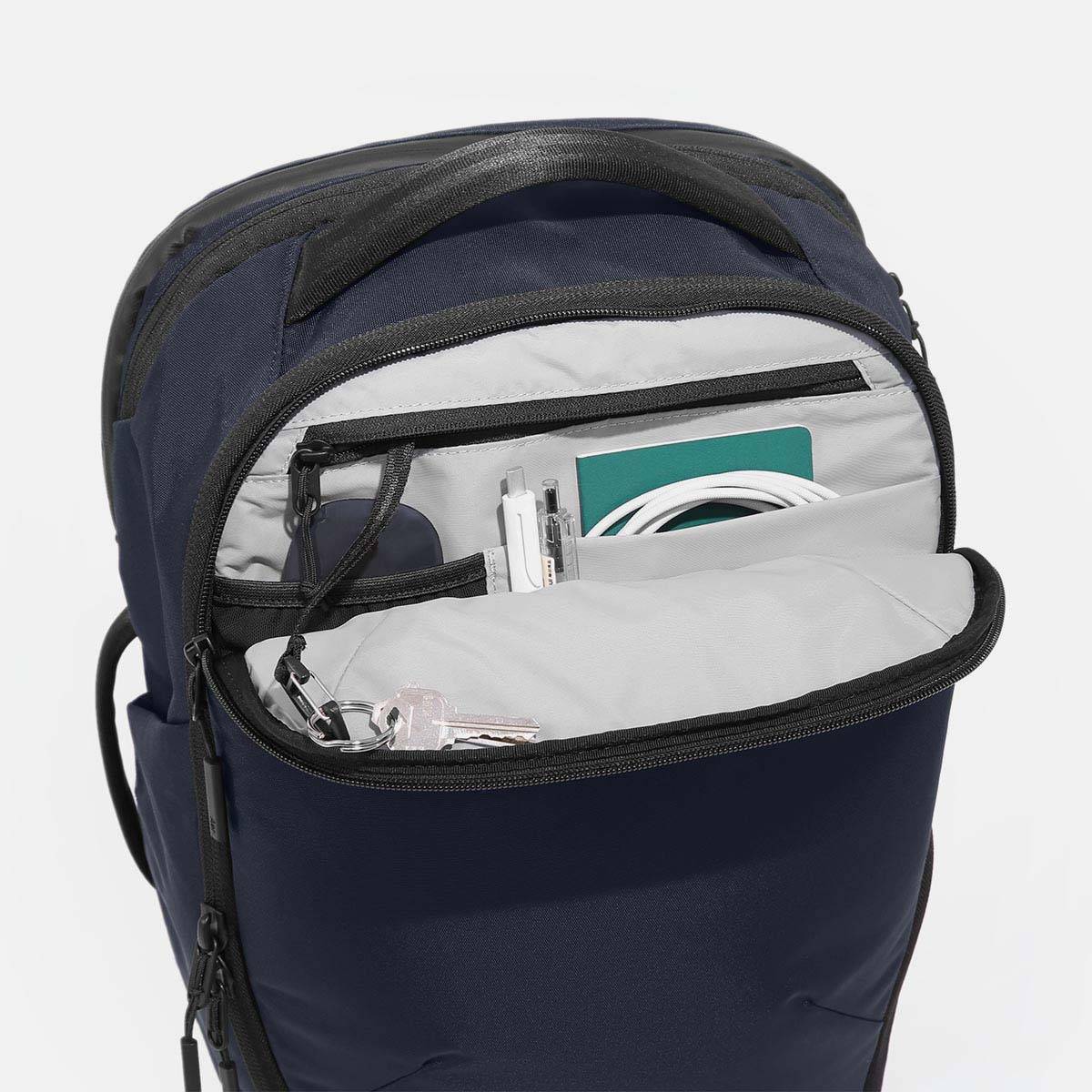 Pro Pack 24L — Navy view 3