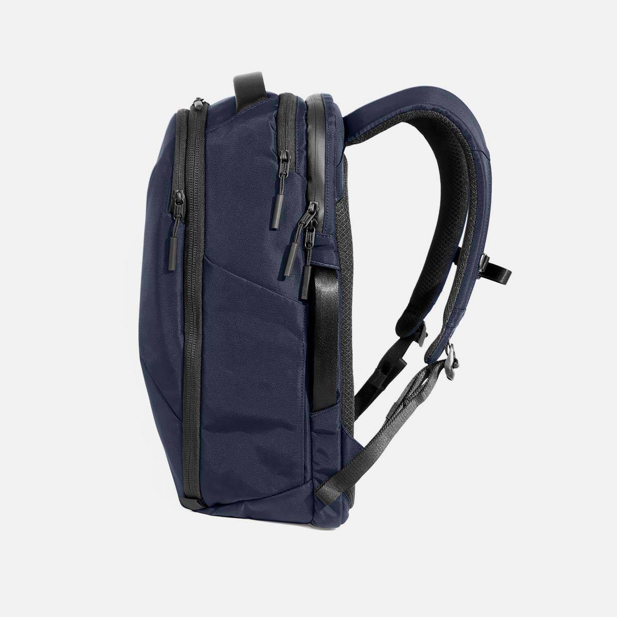 Pro Pack 24L — Navy view 4