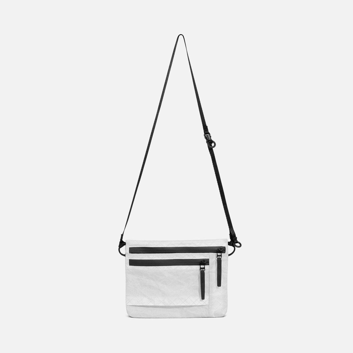 Simple Pouch — White view 2