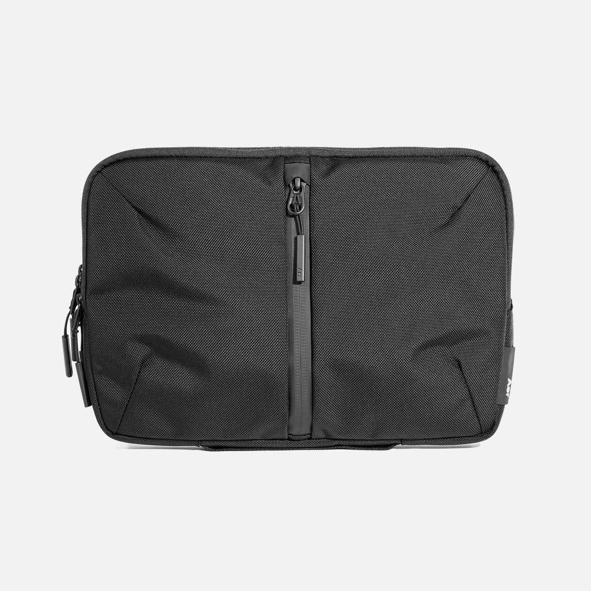 Tech Folio 13" — Black view 2