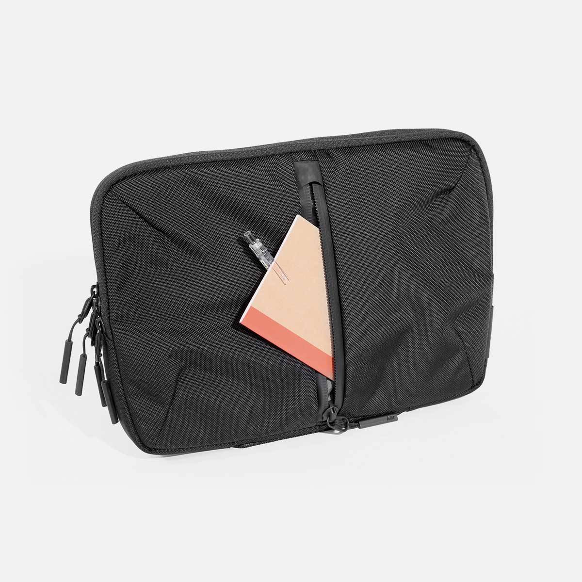 Tech Folio 13" — Black view 3