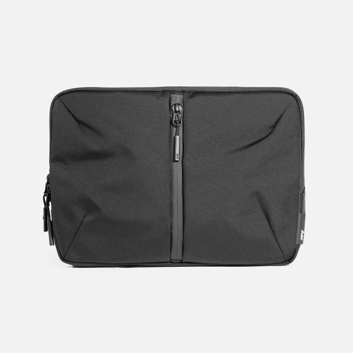 Tech Folio 16" — Black view 2