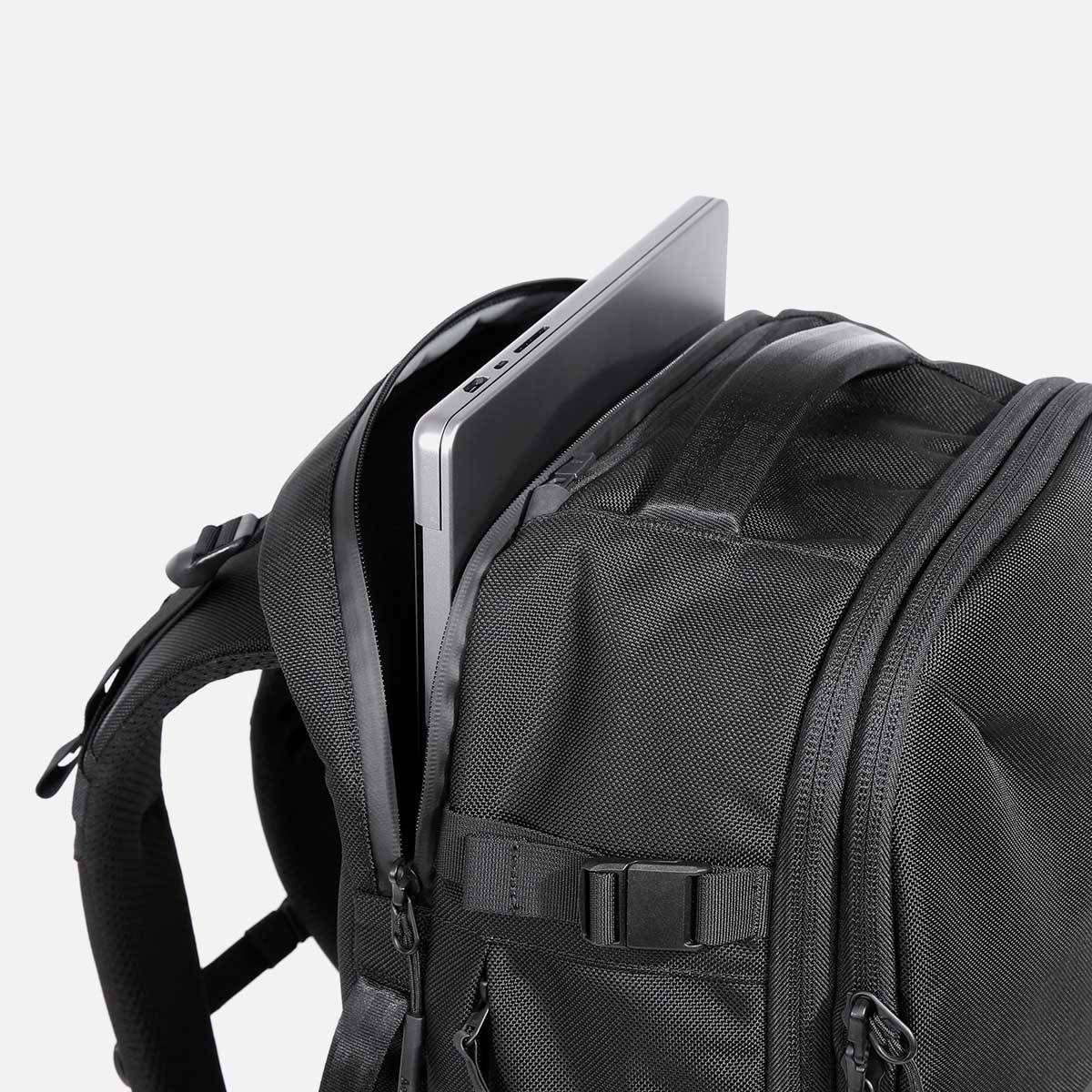 Voyager Pack Mk III — Black view 7
