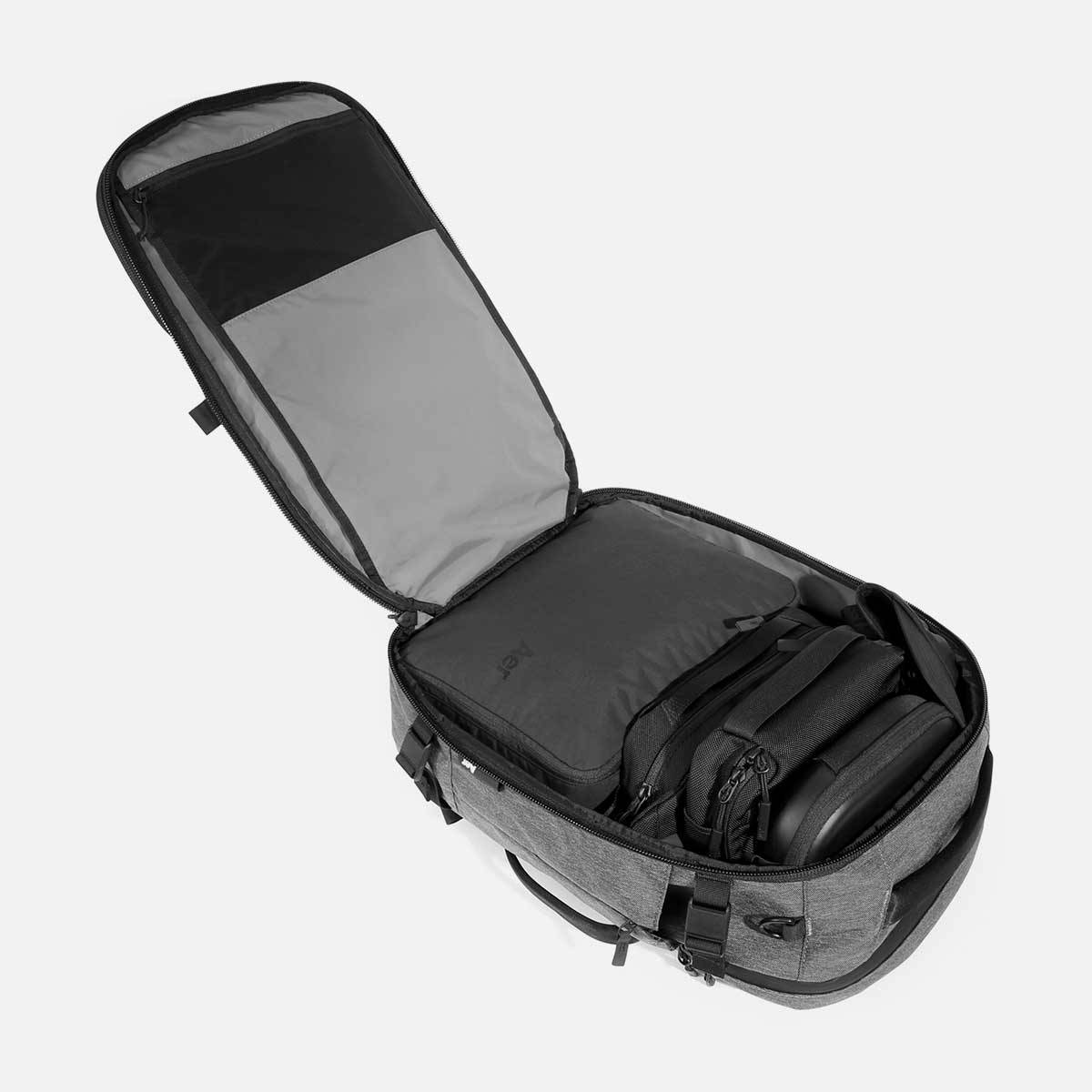 Voyager Pack Mk III — Gray view 6