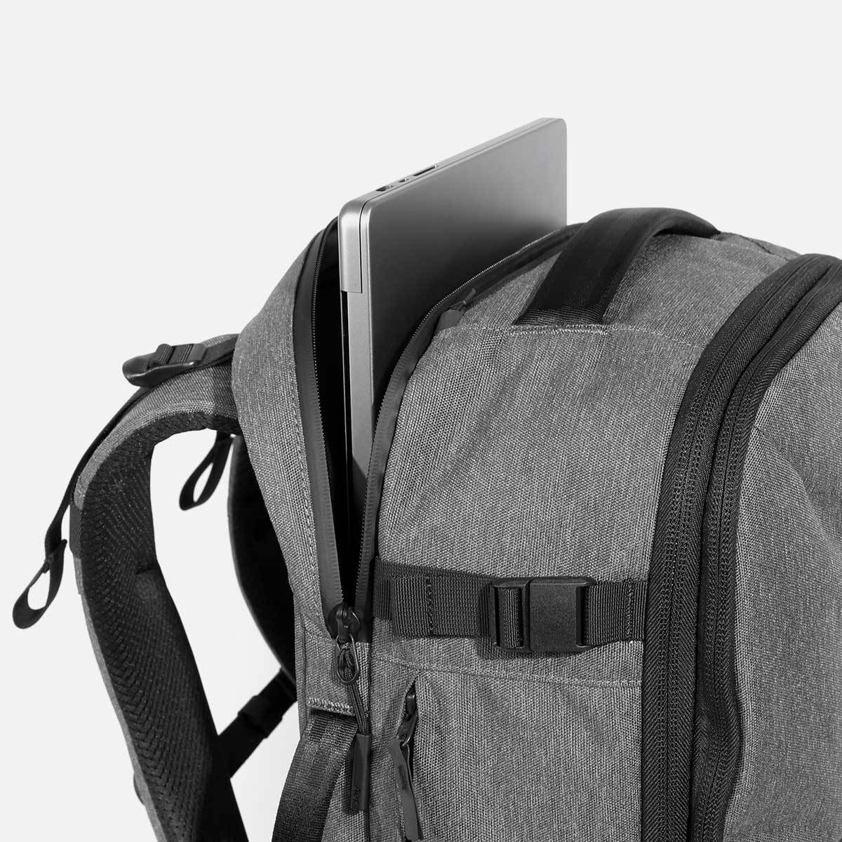Voyager Pack Mk III — Gray view 7