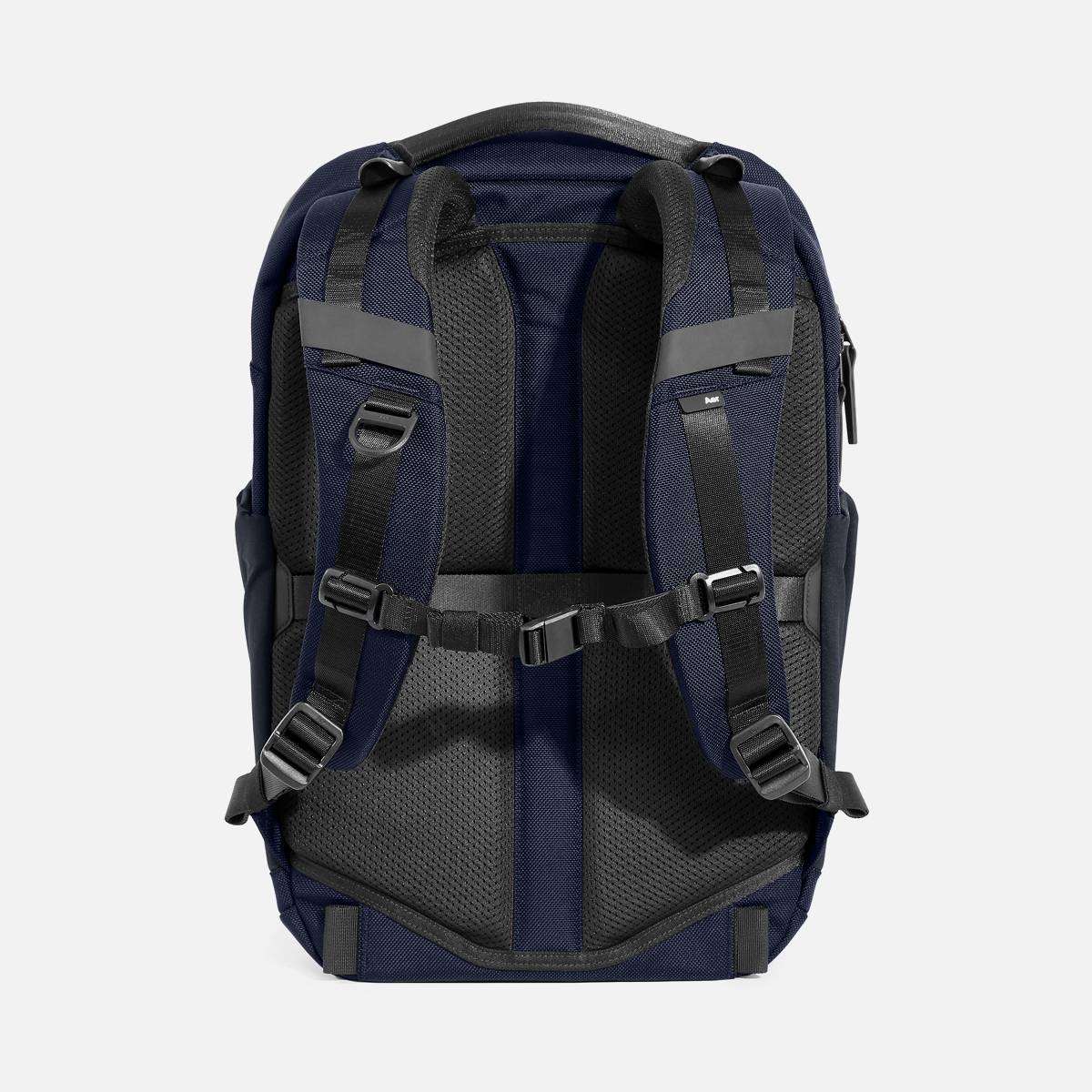 Voyager Pack Mk IV 28L — Navy view 5