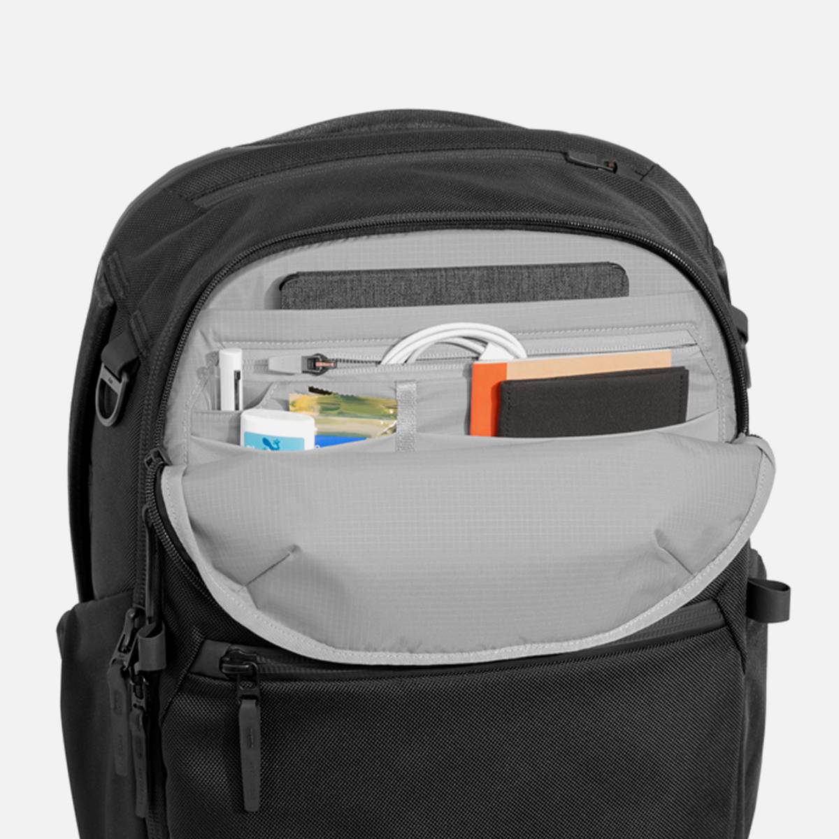 Voyager Pack Mk IV 35L — Black view 3