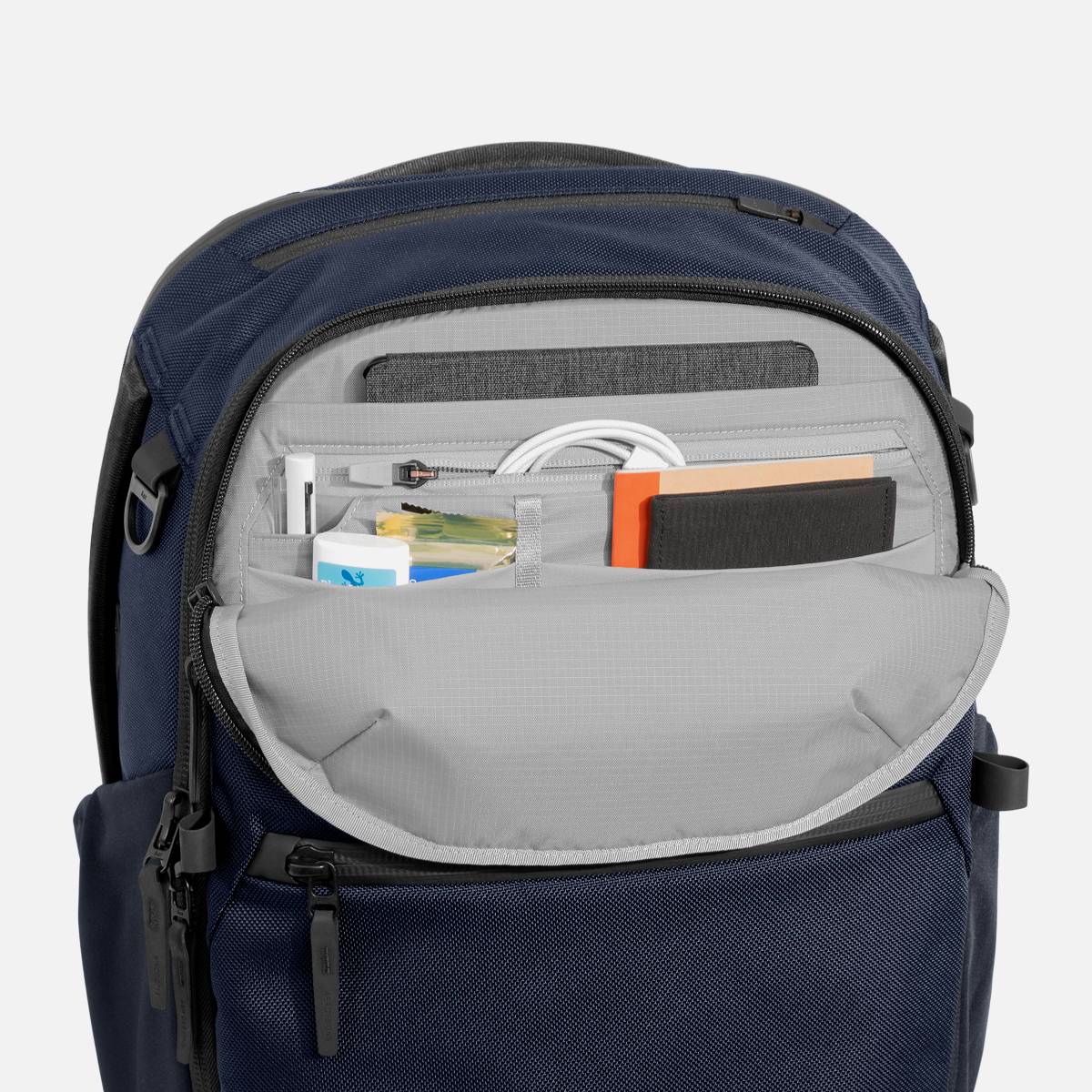 Voyager Pack Mk IV 35L — Navy view 3
