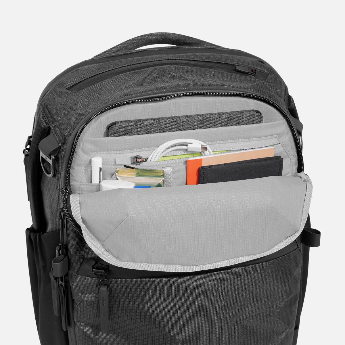 Voyager Pack Mk IV Ultra 28L — Ultra view 3